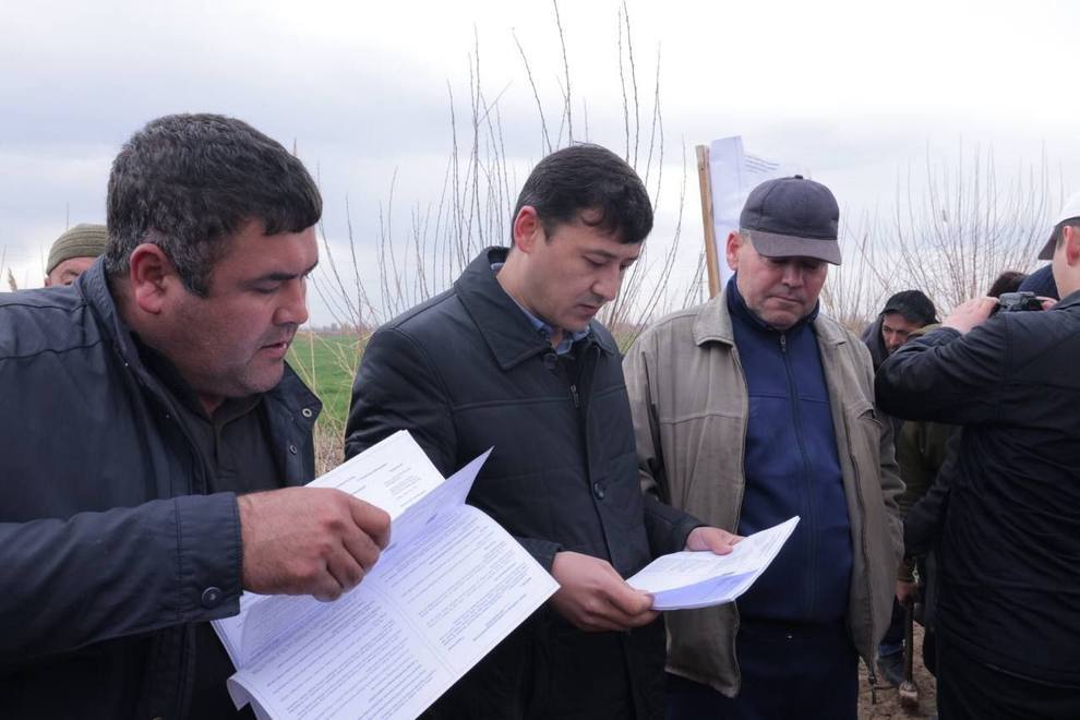 IN THE KHOREZM REGION, AGRICULTURAL LAND LEASED THROUGH E-AUKSION HAS BEEN HANDED OVER TO ITS HOLDERS